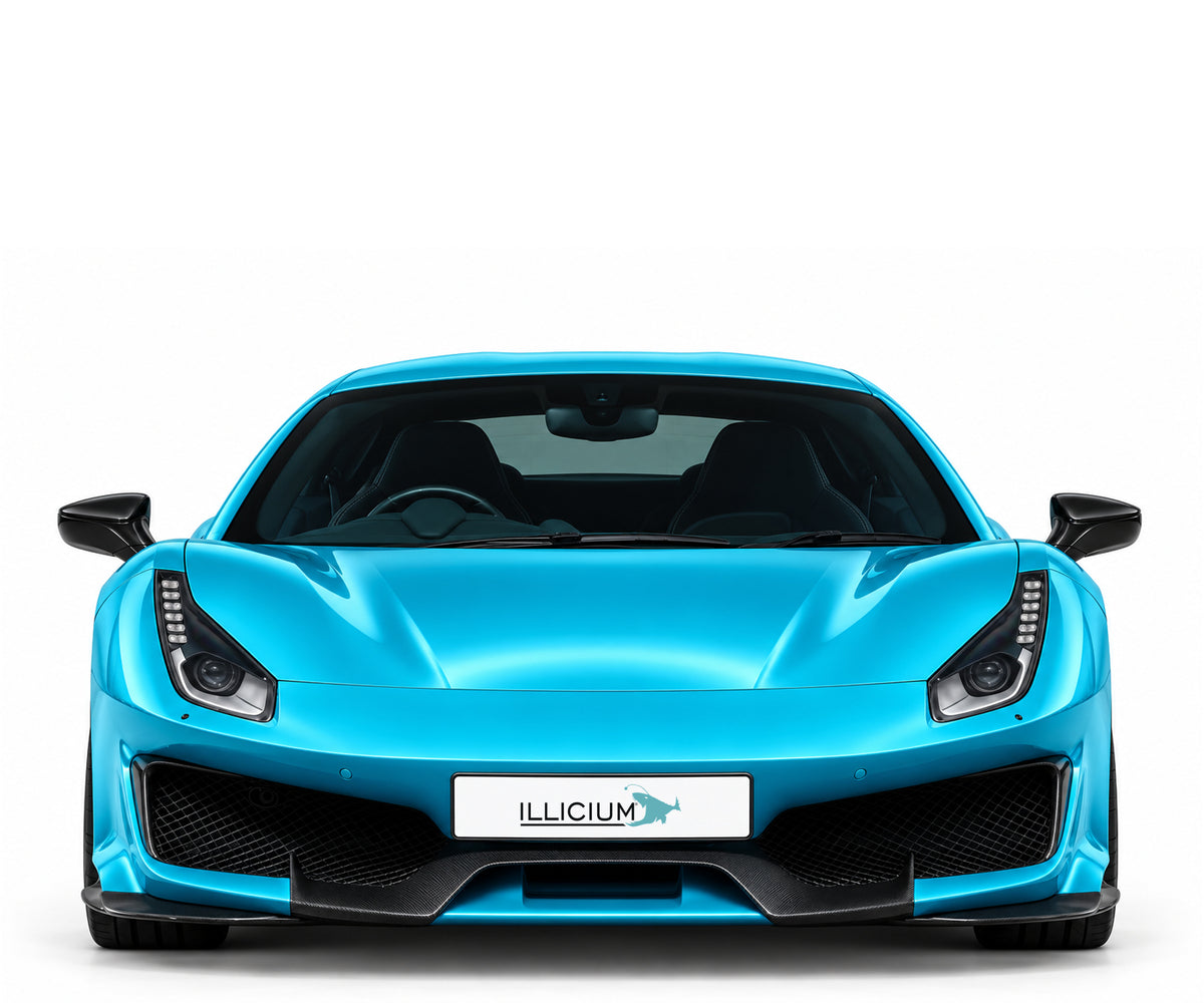 Ferrari 488 Pista – Frontansicht in Türkis Metallic mit Original-ILLICIUM-Kennzeichen; Produktillustration