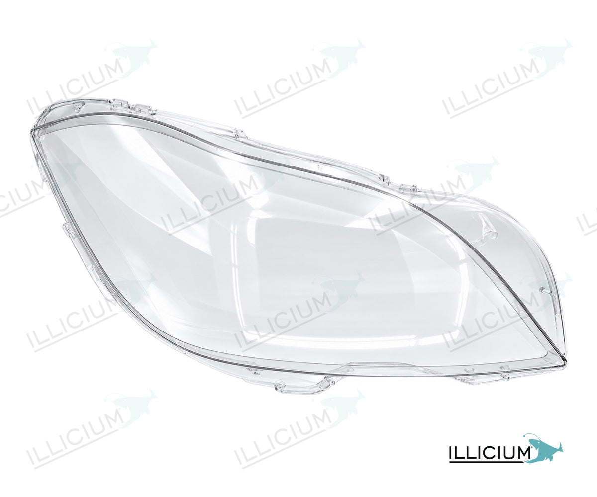 CLS C218 · Vorfacelift – Scheinwerferglas rechts in Fahrtrichtung, Produktillustration mit ILLICIUM-Logo