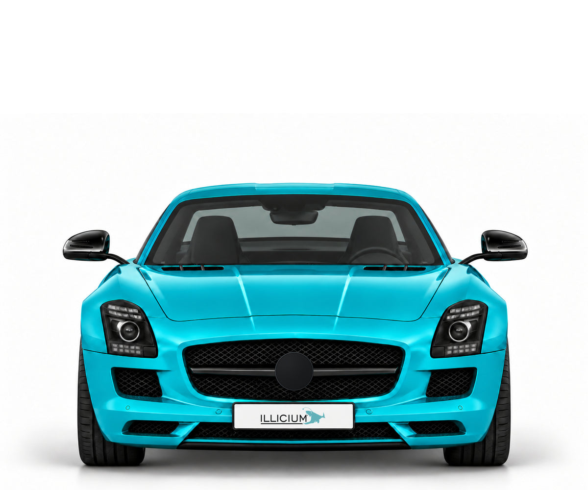 SLS AMG GT C197 · Coupé2012 · Türen geschlossen – Fahrzeugillustration in Türkis Metallic, schwarze Anbauteile, neutrale Emblemform und ILLICIUM-Kennzeichen