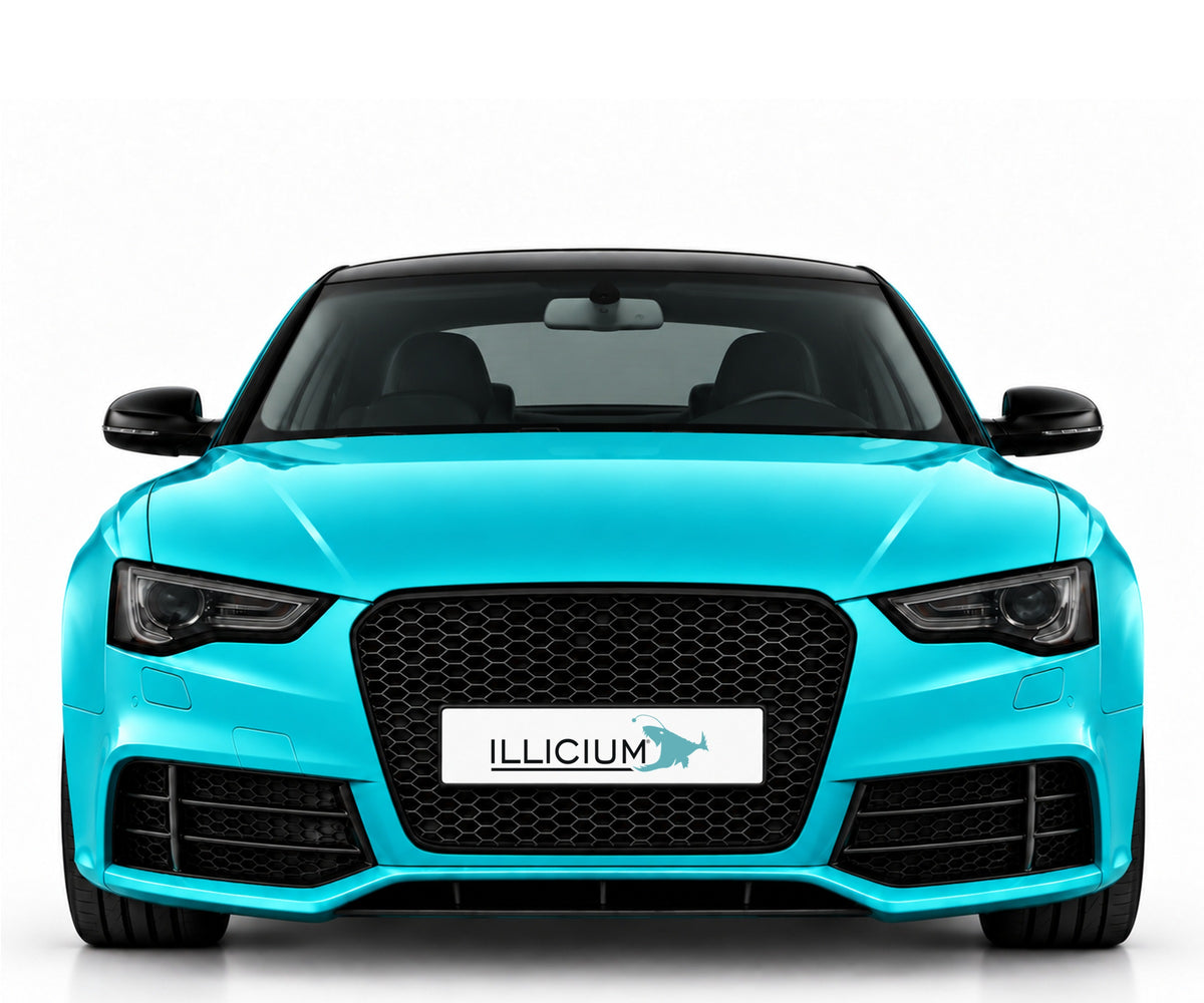 Audi RS5 8T – Frontansicht in Türkis Metallic mit ILLICIUM-Kennzeichen