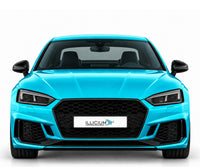Audi RS5 F5 Vorfacelift – Frontansicht in Türkis Metallic mit ILLICIUM-Kennzeichen