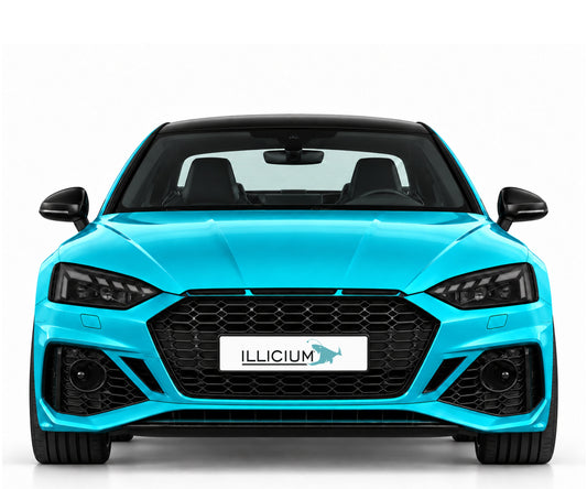 Audi RS5 F5 – Frontansicht in Türkis Metallic mit ILLICIUM-Kennzeichen