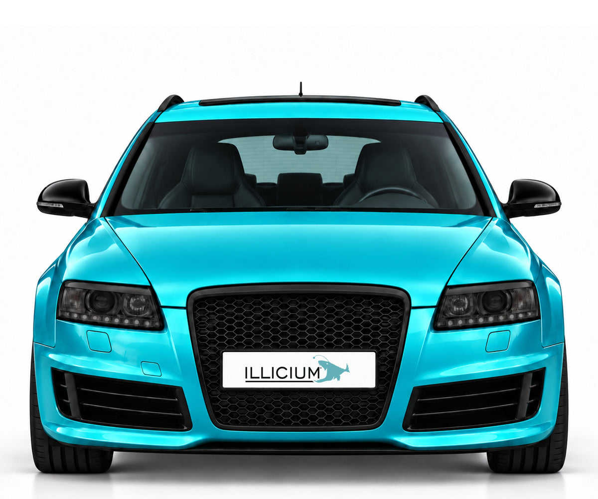 Audi RS6 C6 – Frontansicht in Türkis Metallic mit ILLICIUM-Kennzeichen