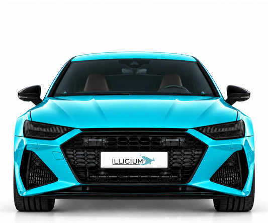 Audi RS7 C8 – Frontansicht in Türkis Metallic mit ILLICIUM-Kennzeichen