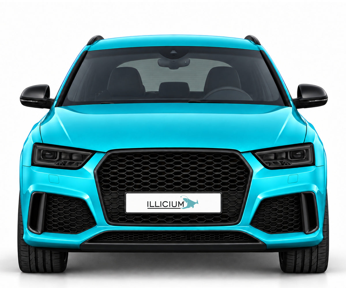 Audi RSQ3 8U – Frontansicht in Türkis Metallic mit ILLICIUM-Kennzeichen