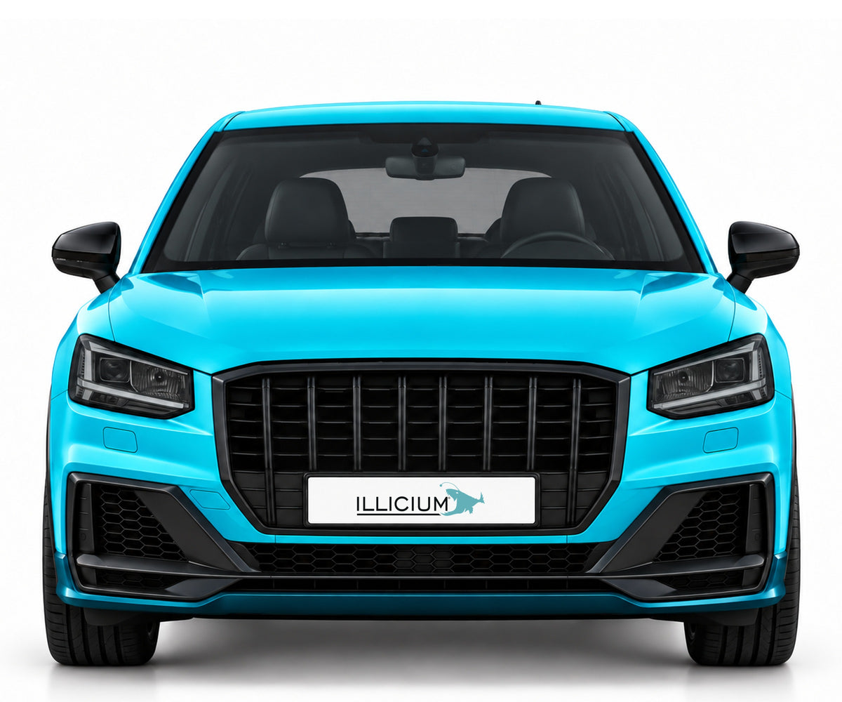Audi SQ2 GA Vorfacelift – Frontansicht in Türkis Metallic mit ILLICIUM-Kennzeichen