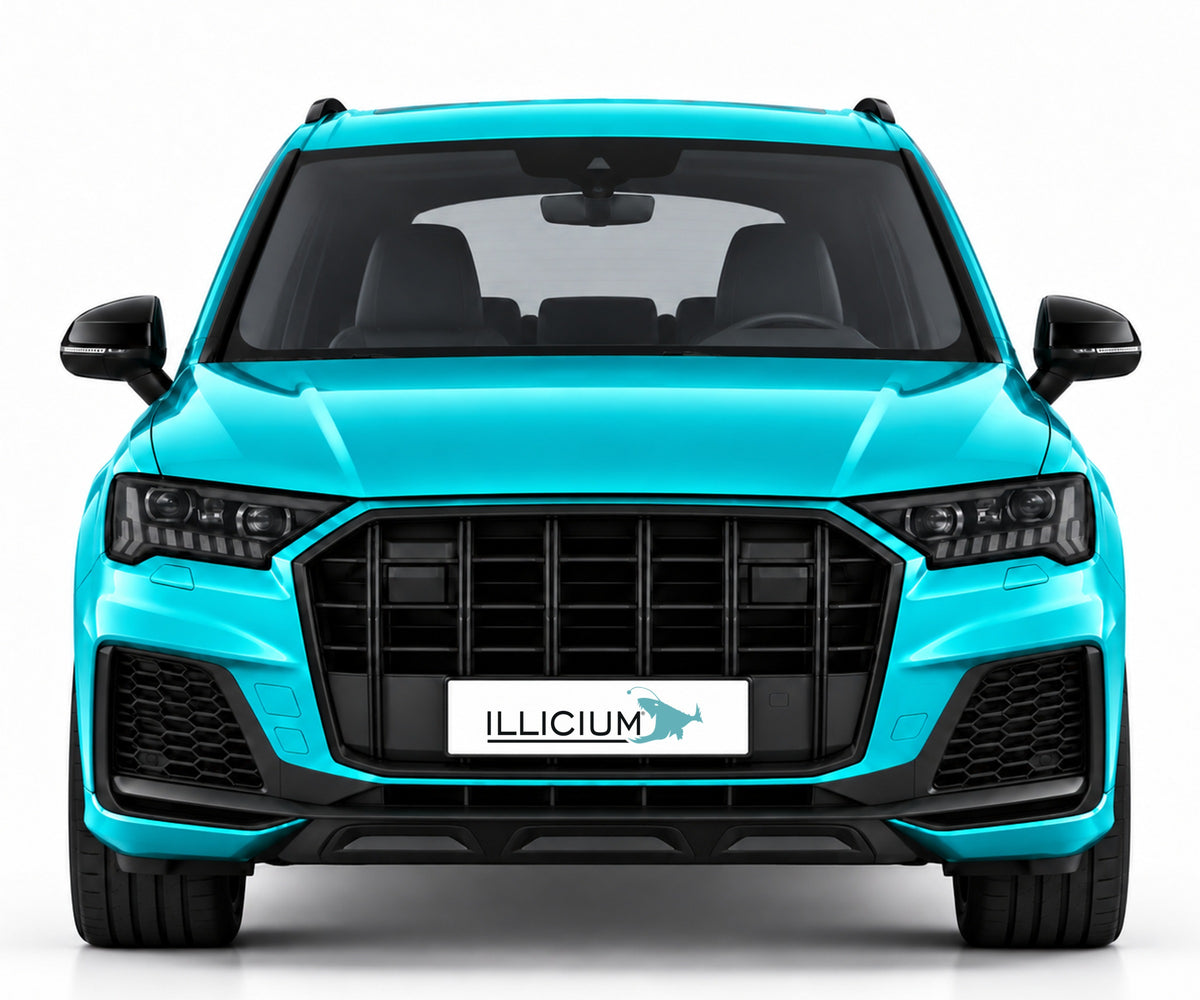 Audi SQ7 4M – Frontansicht in Türkis Metallic mit ILLICIUM-Kennzeichen