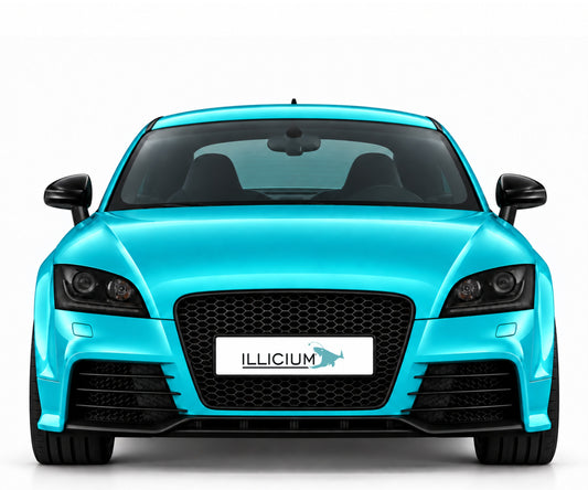 Audi TTRS 8J – Frontansicht in Türkis Metallic mit ILLICIUM-Kennzeichen