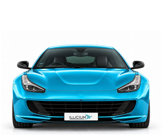 Ferrari GTC4Lusso V12 – Frontansicht in Türkis Metallic mit Original-ILLICIUM-Kennzeichen; Produktillustration