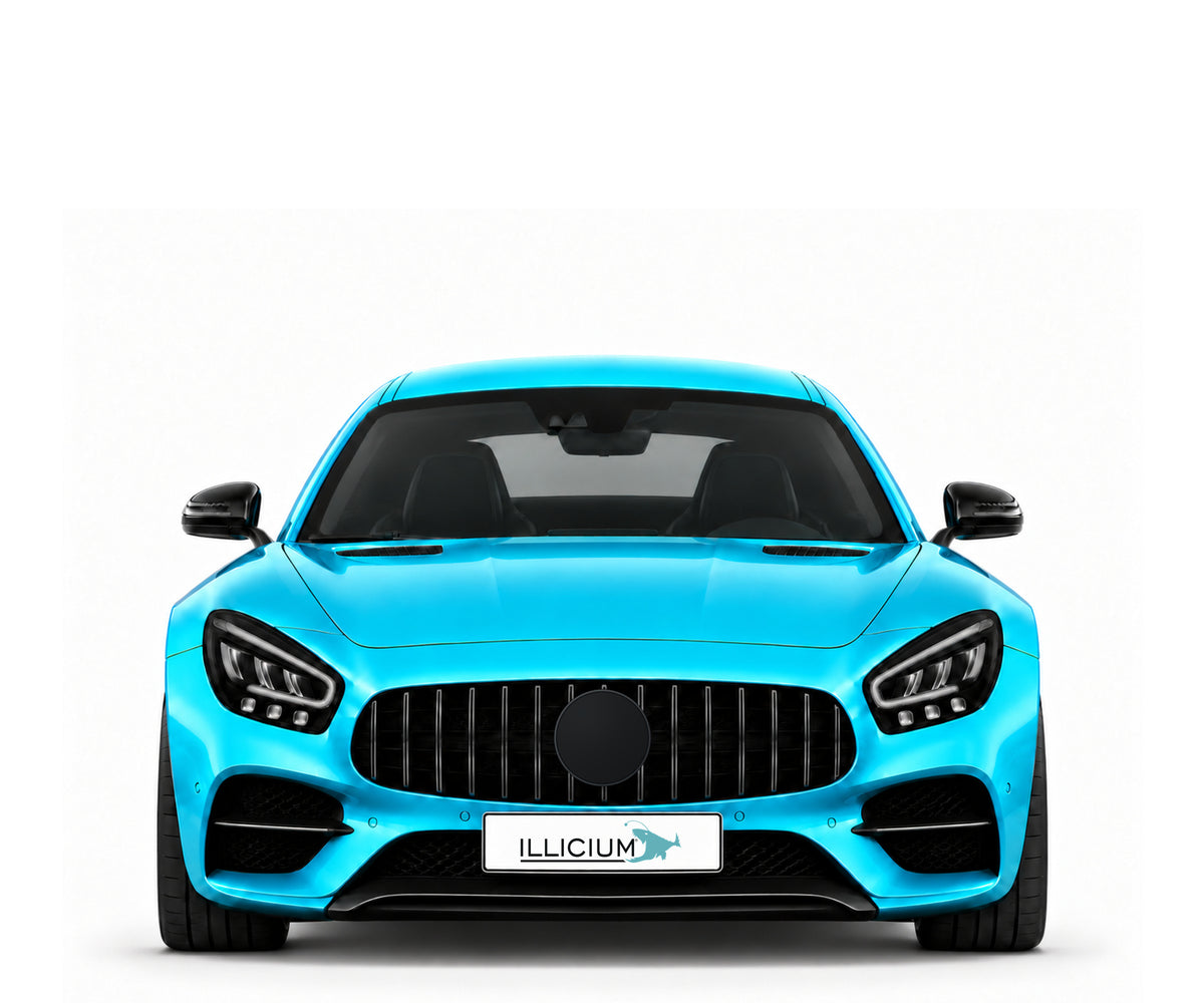 C190 · AMG GT S · LED-Facelift ab2019 – Fahrzeugillustration in Türkis Metallic, schwarze Anbauteile, neutrale Emblemform und ILLICIUM-Kennzeichen