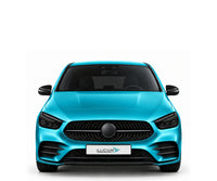 W247 · AMG Styling · 2019–2022 – Fahrzeugillustration in Türkis Metallic, schwarze Anbauteile, neutrale Emblemform und ILLICIUM-Kennzeichen