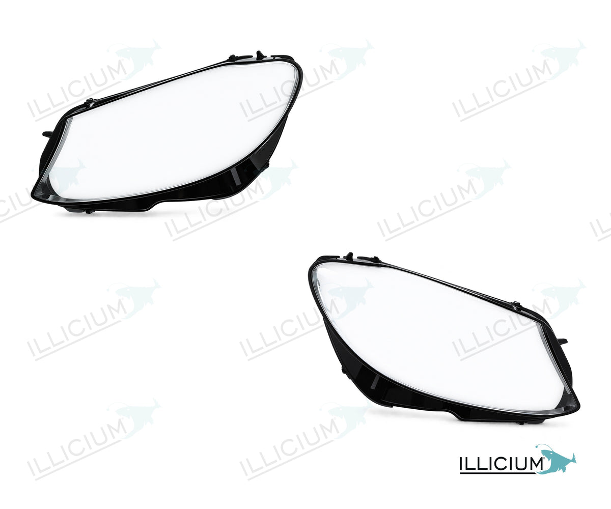 C-Klasse W205 · Facelift – Scheinwerferglas Paar, links und rechts in Fahrtrichtung, Produktillustration mit ILLICIUM-Logo