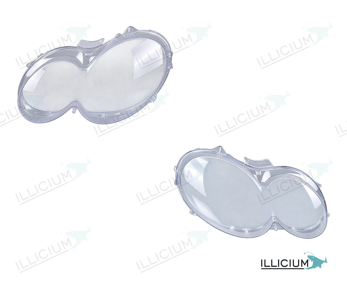 CLK C209/A209 · klare Ausführung A31-4726 – Scheinwerferglas Paar, links und rechts in Fahrtrichtung, Produktillustration mit ILLICIUM-Logo