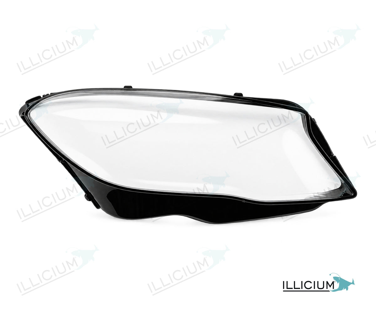GLA X156 · Facelift – Scheinwerferglas rechts in Fahrtrichtung, Produktillustration mit ILLICIUM-Logo