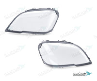 ML W164 · Facelift – Scheinwerferglas Paar, links und rechts in Fahrtrichtung, Produktillustration mit ILLICIUM-Logo