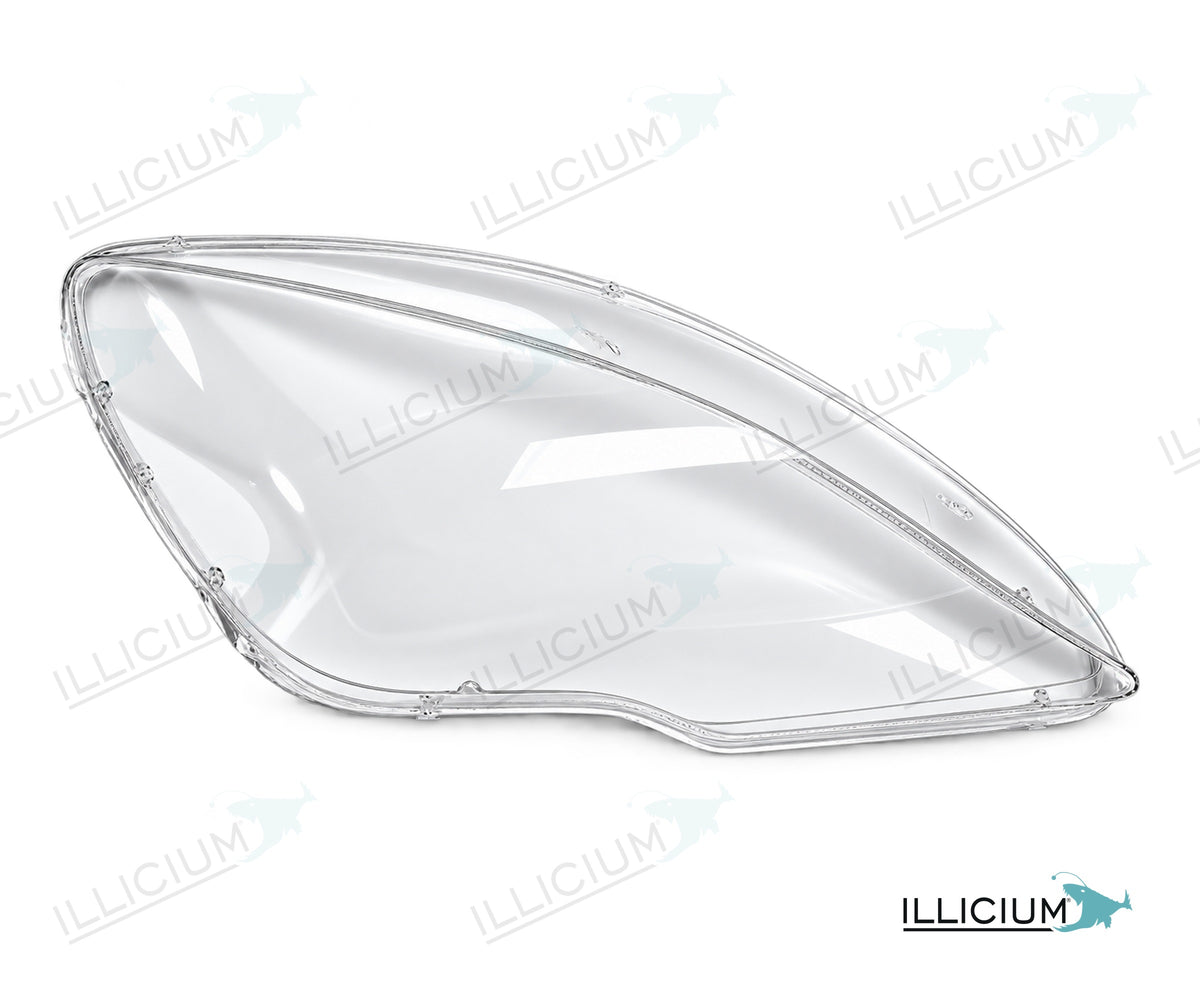 R-Klasse W251 · Facelift – Scheinwerferglas rechts in Fahrtrichtung, Produktillustration mit ILLICIUM-Logo