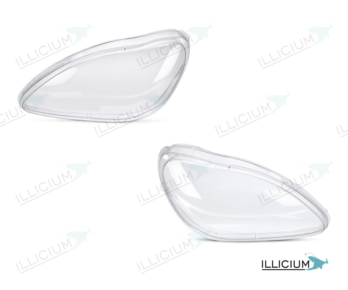 S-Klasse W220 · Klarglas-Ausführung – Scheinwerferglas Paar, links und rechts in Fahrtrichtung, Produktillustration mit ILLICIUM-Logo