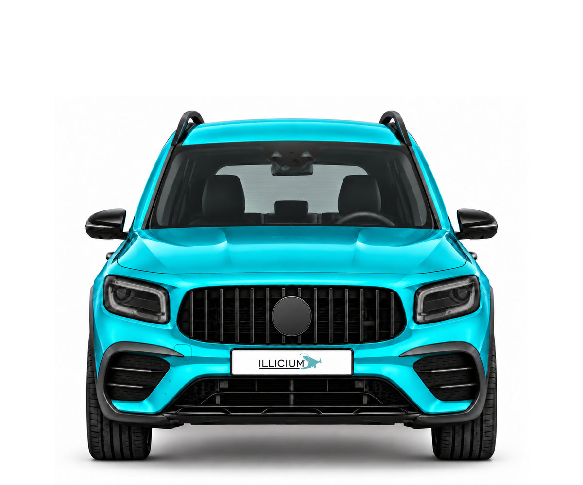 GLB X247 · AMG35 · Vorfacelift – Fahrzeugillustration in Türkis Metallic, schwarze Anbauteile, neutrale Emblemform und ILLICIUM-Kennzeichen