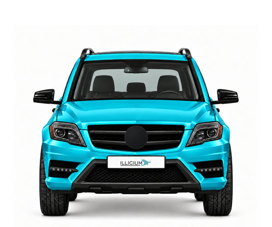 GLK X204 · AMG Styling · Facelift MY2013 – Fahrzeugillustration in Türkis Metallic, schwarze Anbauteile, neutrale Emblemform und ILLICIUM-Kennzeichen