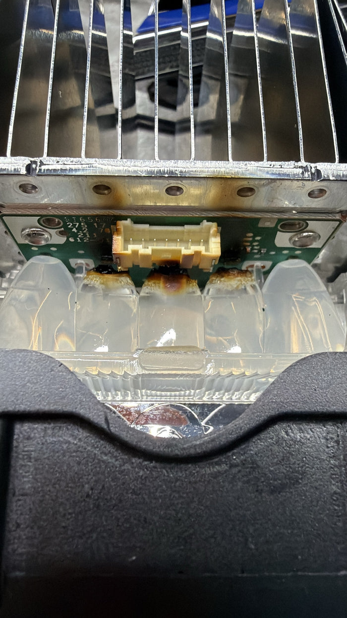 Verbranntes LED-Modul aus einem Golf 7 Scheinwerfer