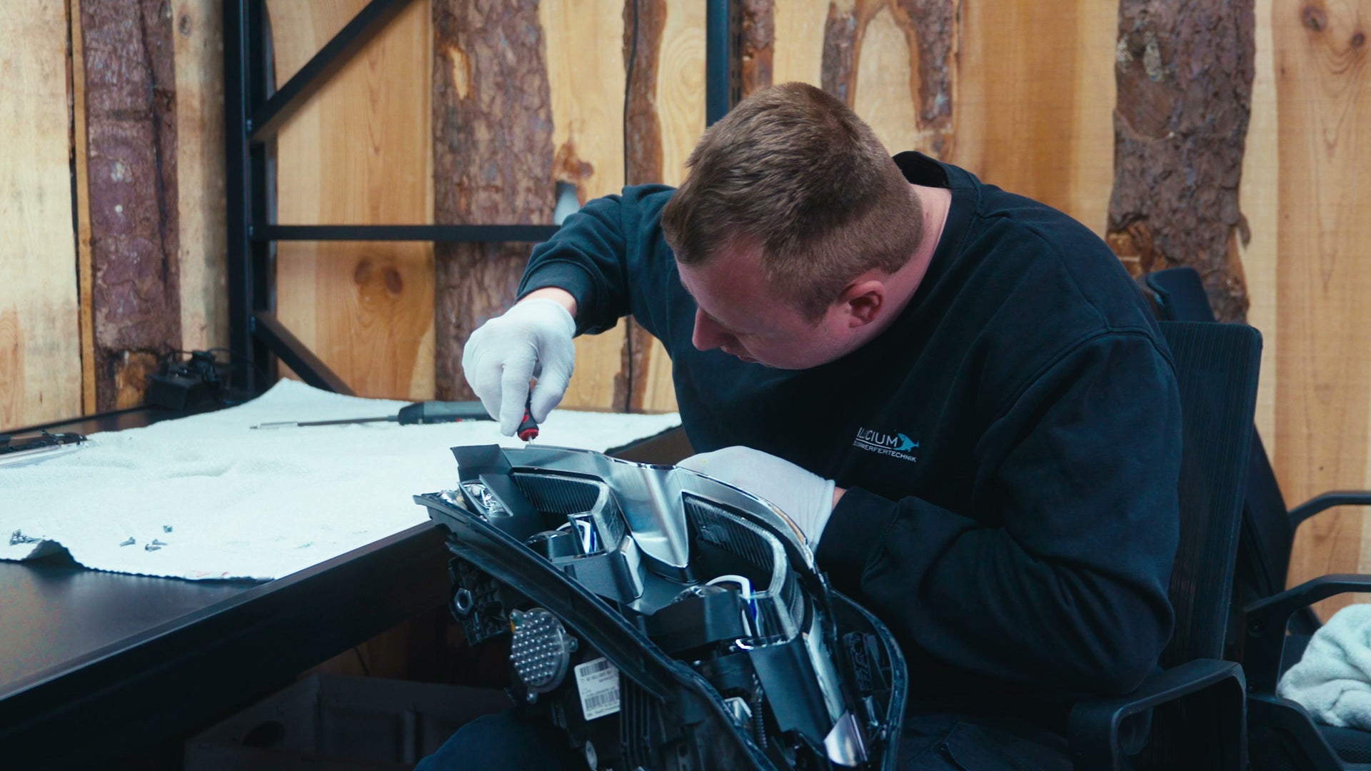 Matrix-Scheinwerfer-Reparatur