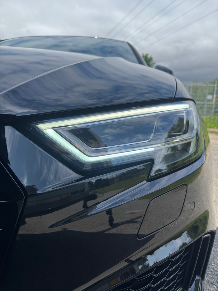 Tagfahrlicht am Audi A3 8V nach Tausch von Lichtleiter und LED-Platine, wieder klares weißes Licht